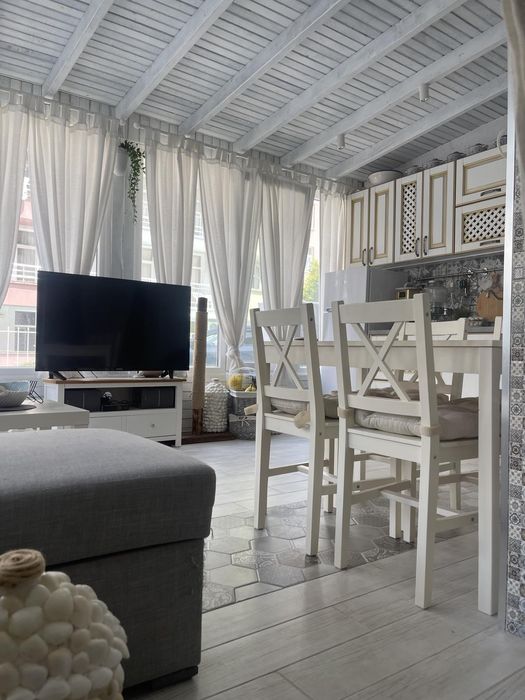 Продава се Четиристаен апартамент в Бургас, Център - 150 кв.м за 900 €/кв.м - Снимка #5