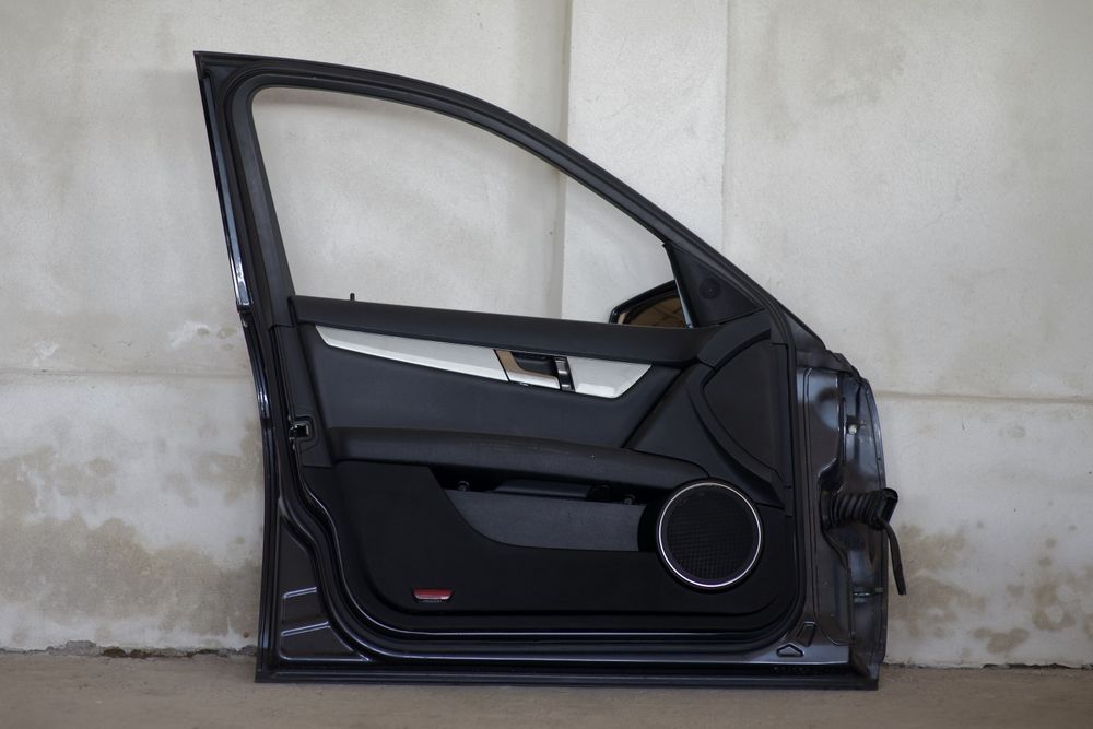Ușa stânga față Mercedes C Class W204 2008-2013 completa