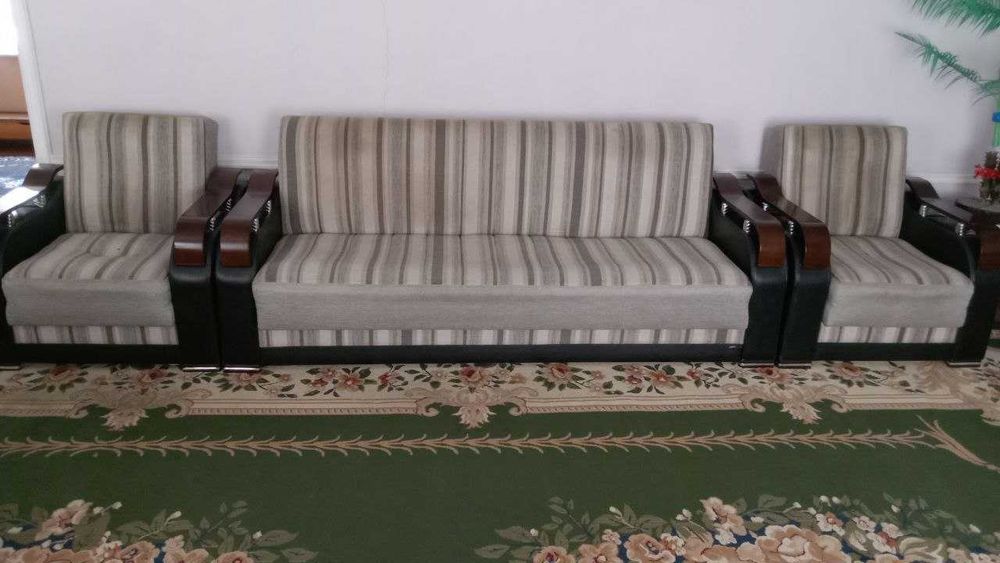 Стол  химический - кухонный  (деревянный)  190х100х55 мм