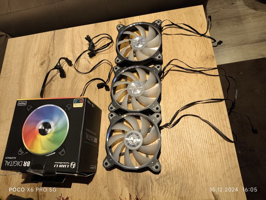 Вентилатори Lian li br Digital aluminium