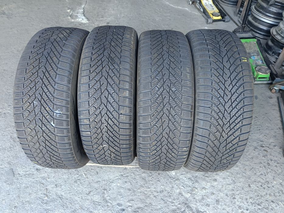 Зимни гуми -17цола -205/65-1бр.-40€-"PIRELII"