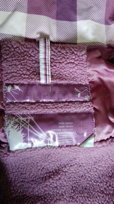 Costum dama Burton ski / snowboard, mar M, stare foarte buna
