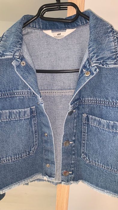 Jachetă din denim cu margini rupte H&M
