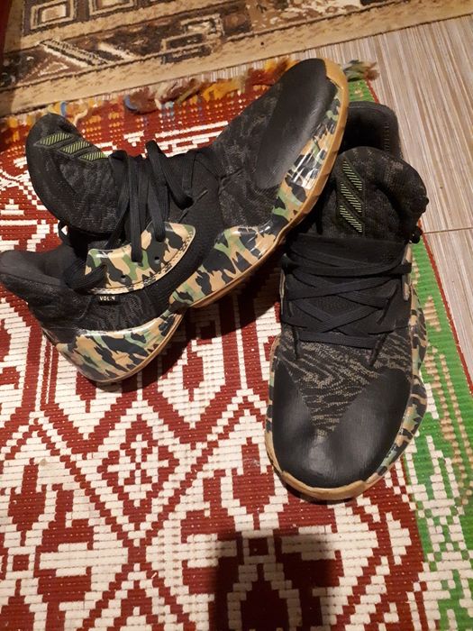 Adidas James Harden 3 44cm