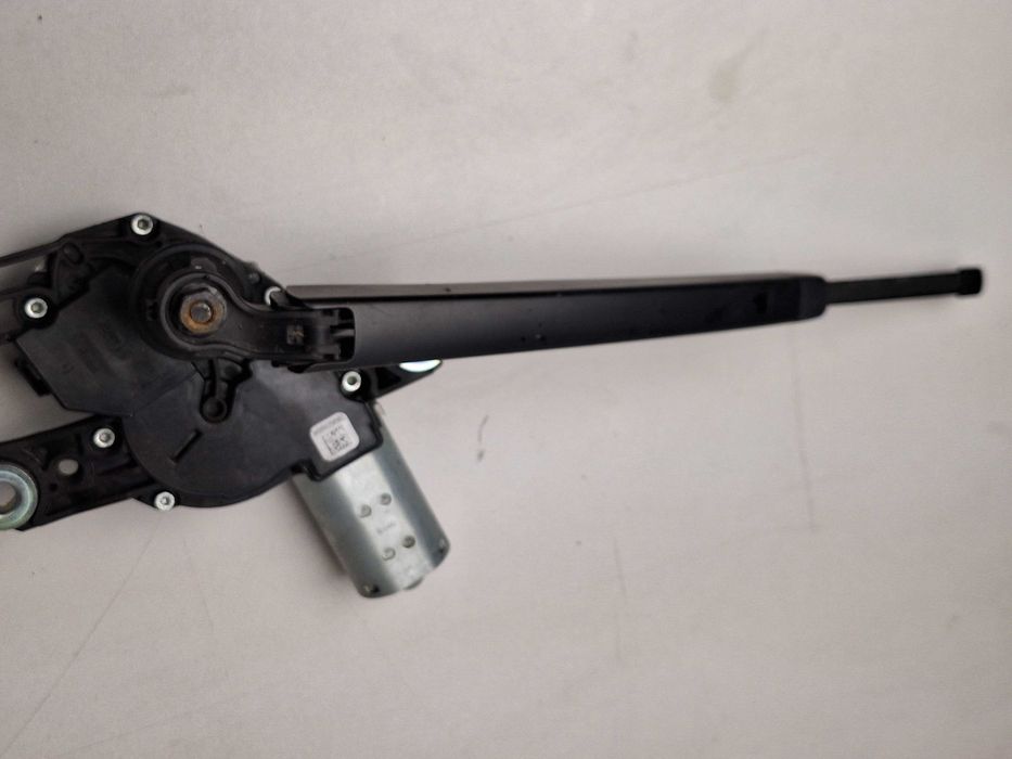 моторчето за задна чистачка  VW, UP, POLO, GOLF