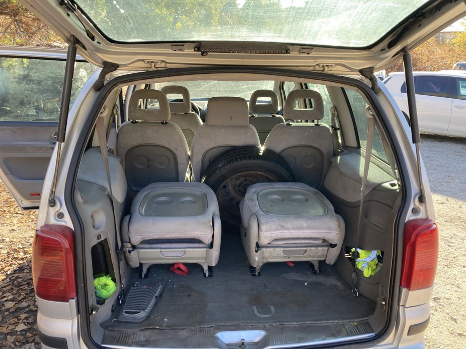 Фолсваген шаран 1.9 TDI на части