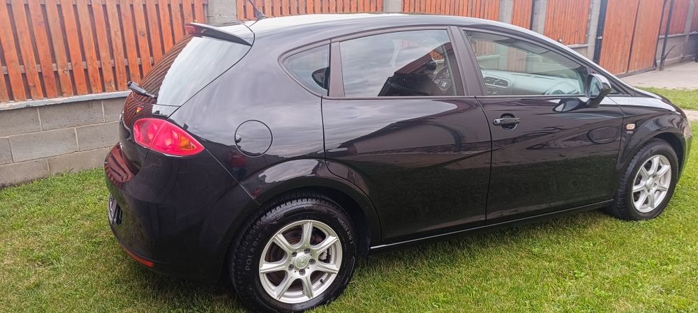 SEAT Leon 2010 — imagine 3