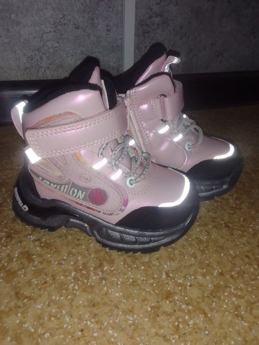 Продам сапожки зима