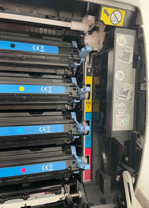 HP Color LaserJet CM1017 MFP