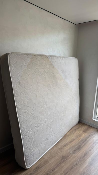 Матрас для кровати