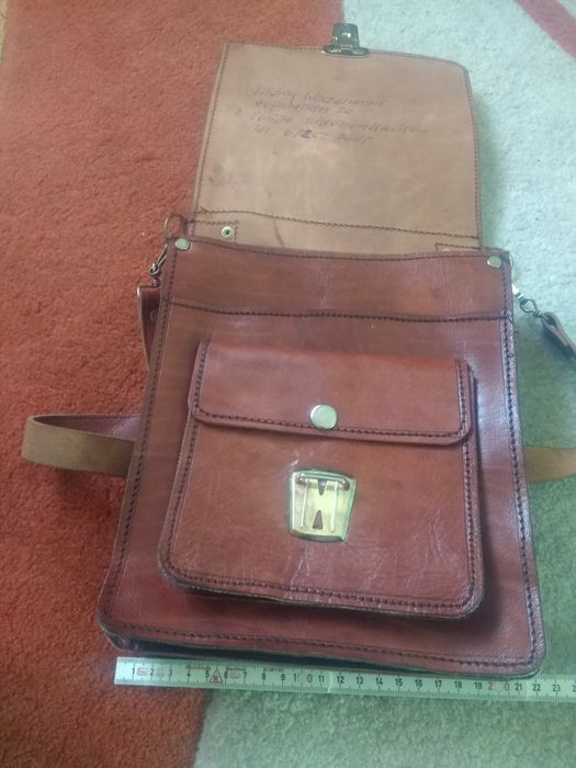 Vând geantă de piele