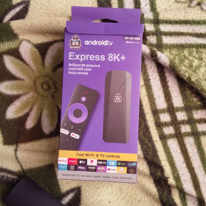 Продам андроид ТВ  Express 8 k +