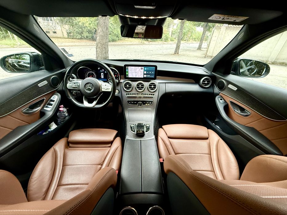 Mercedes Benz C300 245 hps