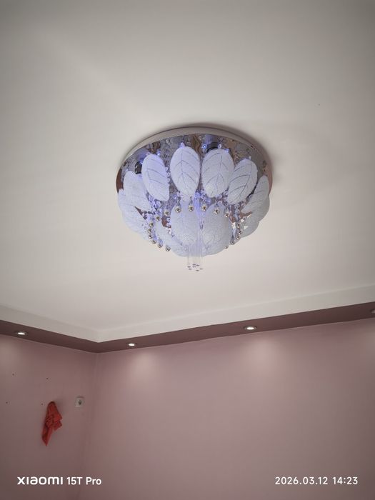 Продавам Полилеи/Осветителни тела