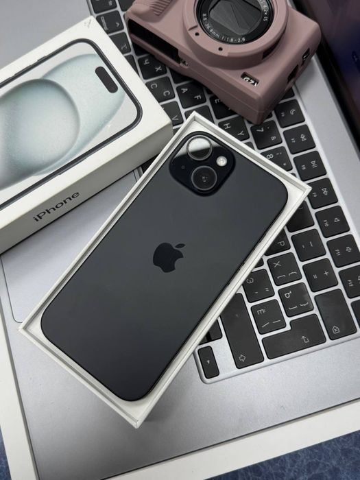iPhone 15 (256gb)