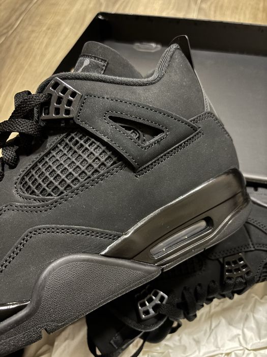 Обувки Jordan 4 Black Cat 2026