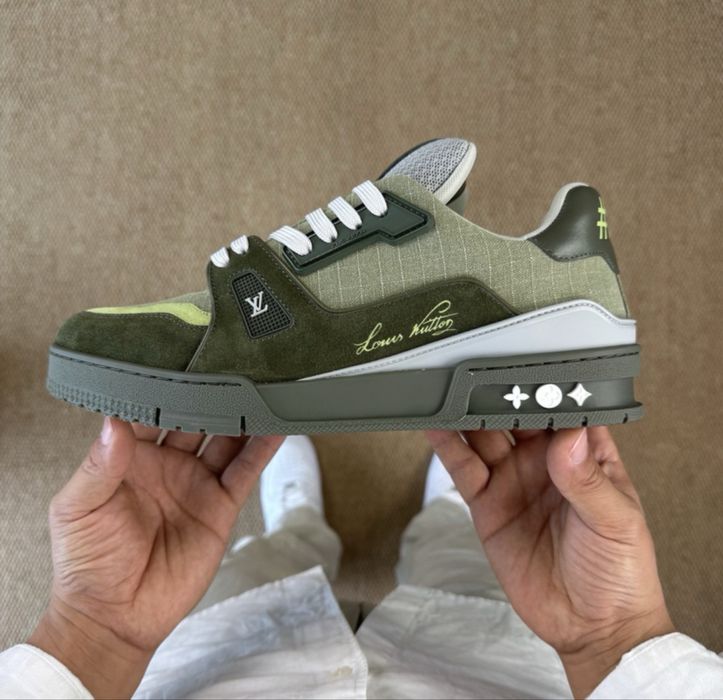 Lv trainers , orice marime