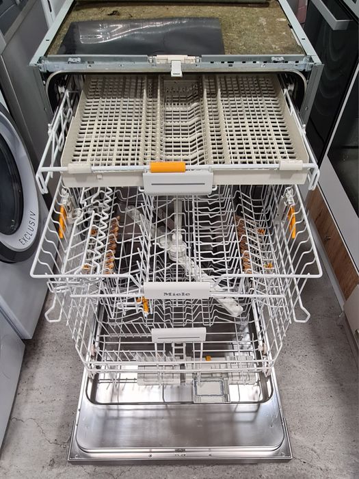 Съдомиялна за вграждане Miele A+++ 60см