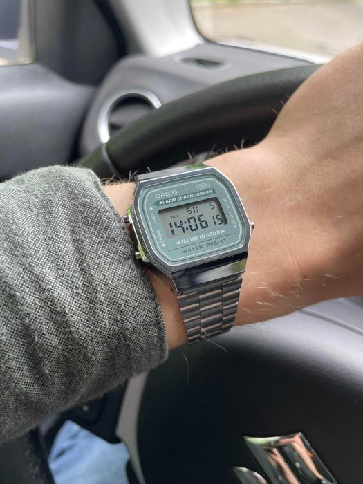 Casio A168WA-3AYDF