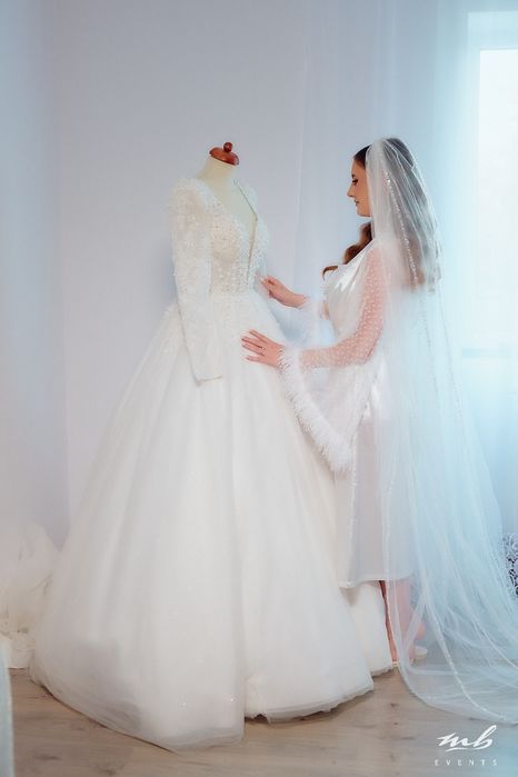 Vând Rochie de Mireasă
