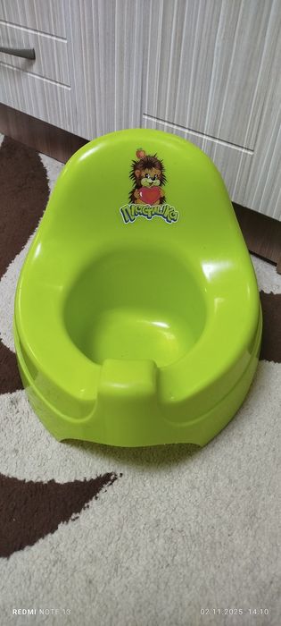 Продам детский горшок