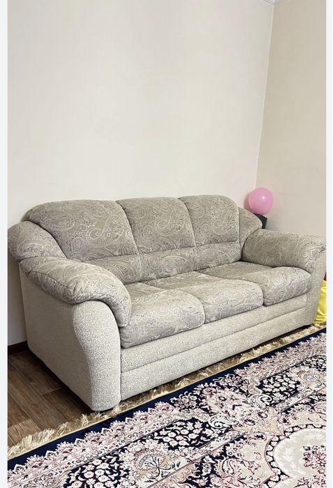 Диван срочно !!!