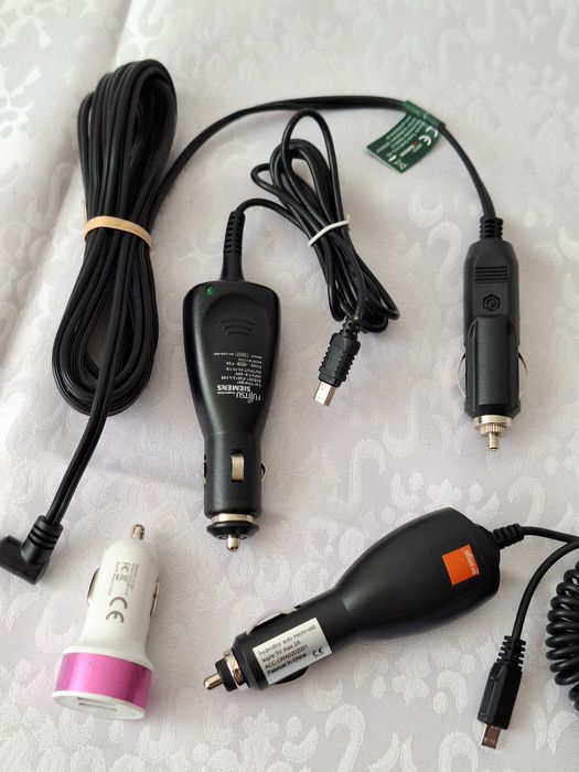 Incarcatoare auto modele diferite