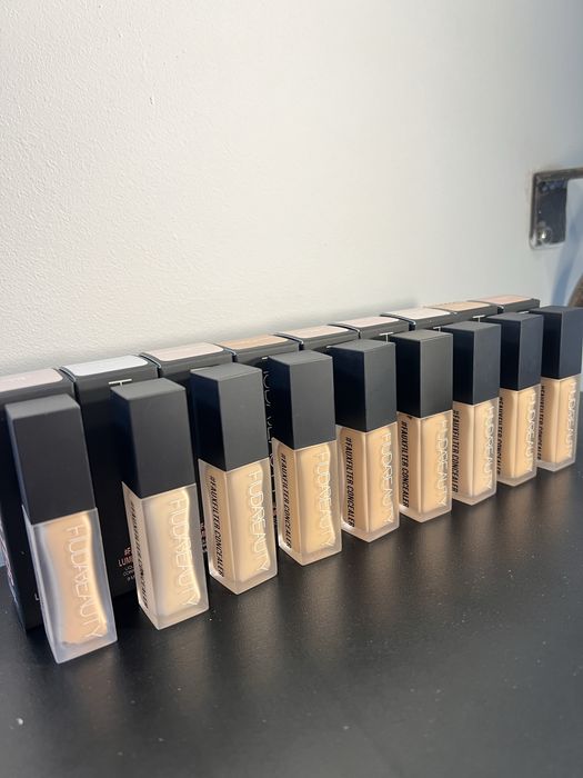 Huda Beauty #FauxFilter Concealer - Nuante Multiple, Nou