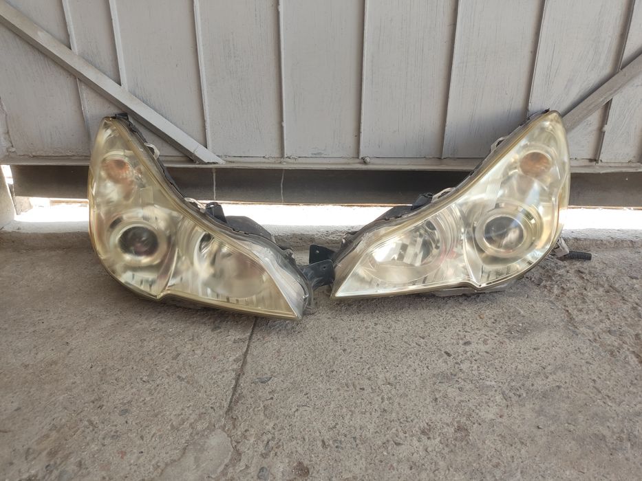 Фары Subaru outback