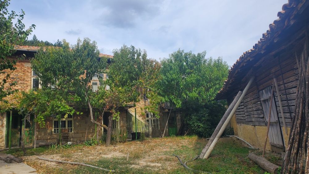 Продава се Къща в с. Янково, Област Шумен - 1500 кв.м за 11 €/кв.м - Снимка #6