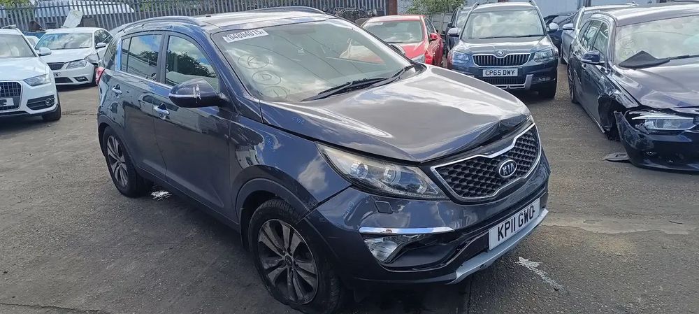 Dezmembrari / Dezmembrez Kia Sportage 1.7 Diesel cutie viteze manuală cod culoare DARK METAL