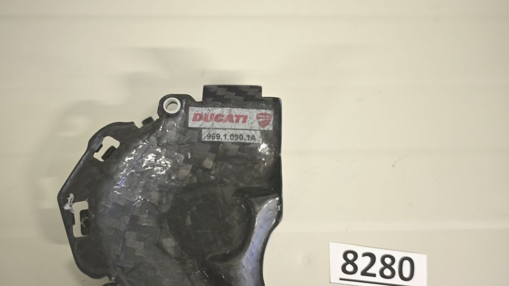 Capac pinion din carbon Ducati Performance Multistrada 950