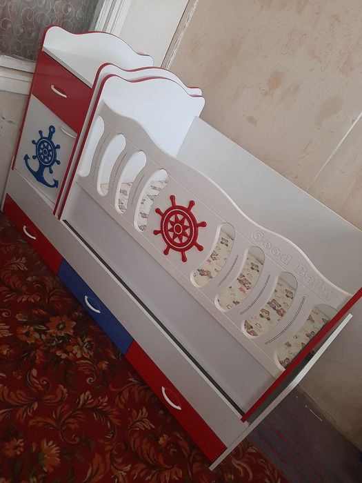 Detskiy kravat sotiladi