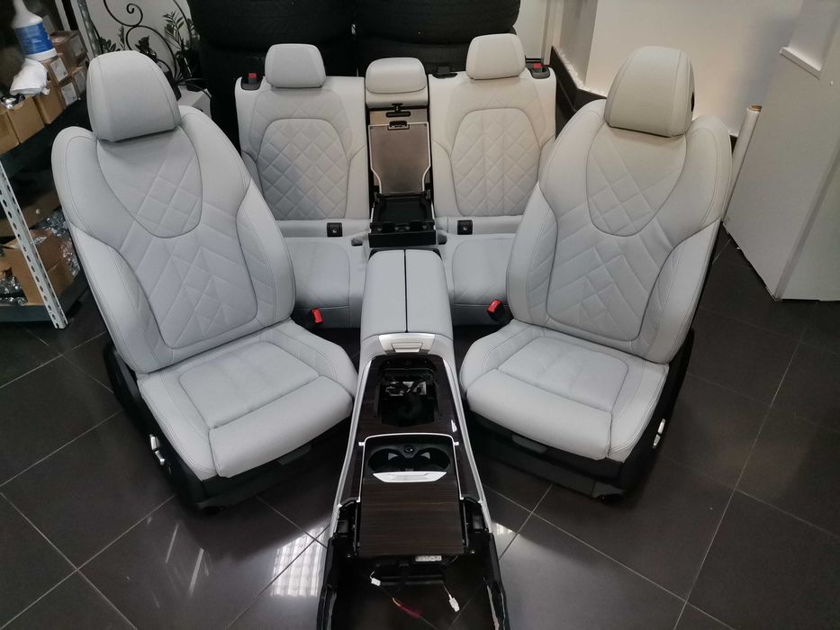 НОВ Спортен Кожен Салон Sensafin BMW X5 G05 X7 G07 Silverstone