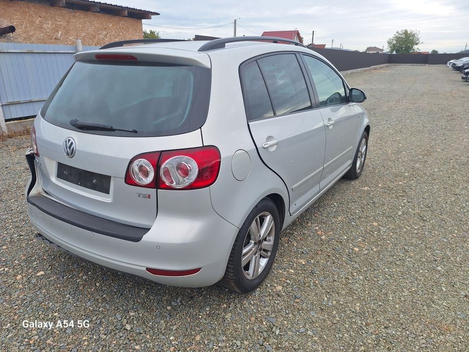 Dezmembrez VW Golf 6 Plus MACH 1.4 tsi CAXA cod culoare LR7L