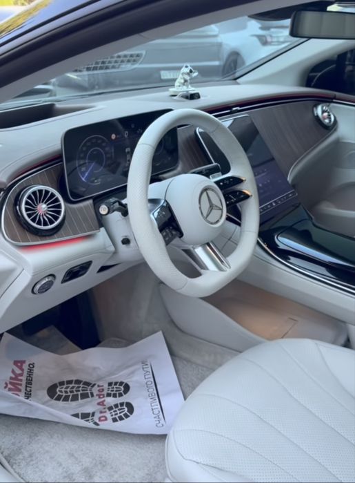 Mercedes Benz EQE 350+ 2023