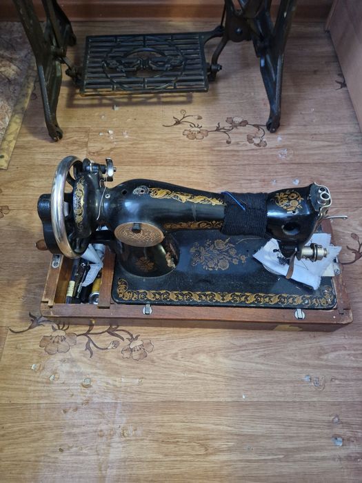 Швейная машинка, ретро