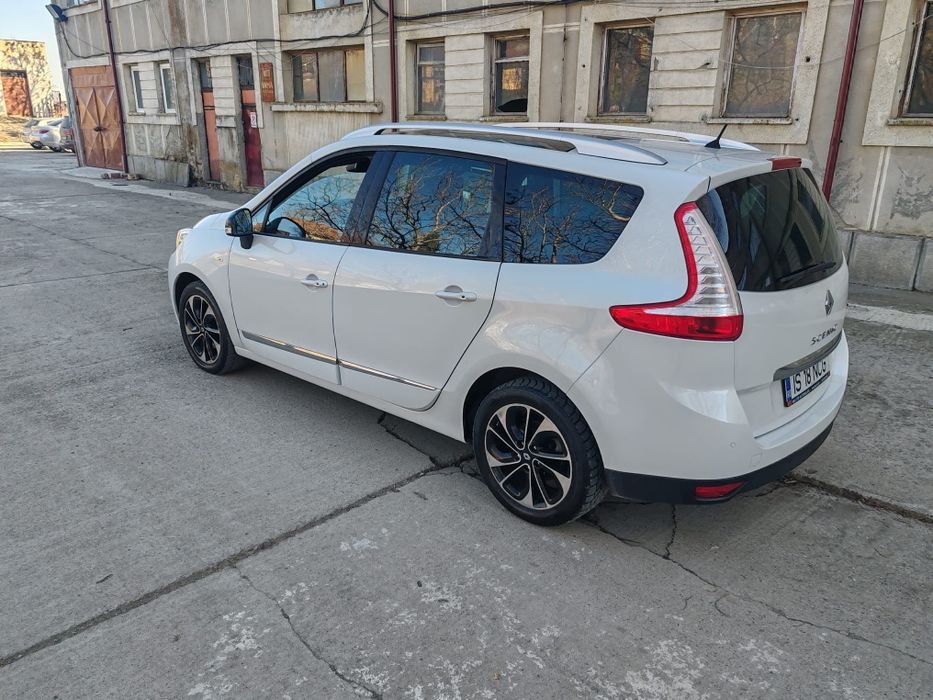 Renault Grand Scenic 1.6dci, 7 locuri, Bose Editon