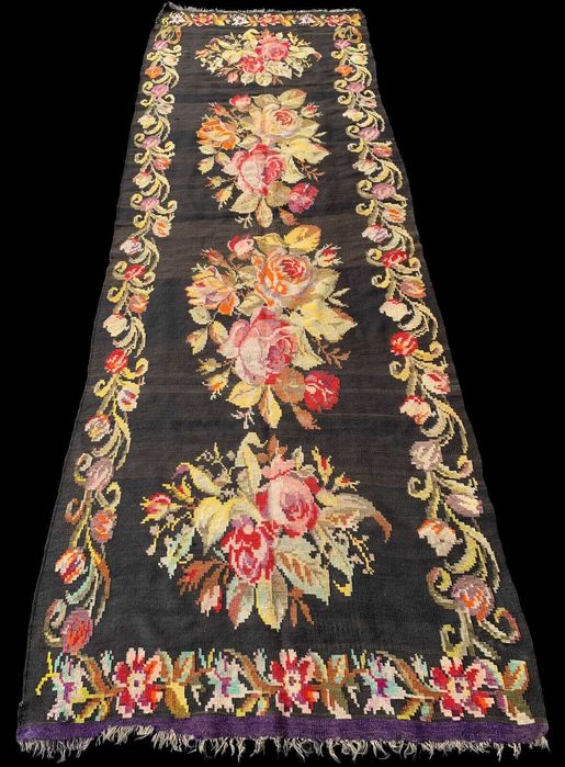 covor vechi antic traditional armean moldovenesc basarabean manual