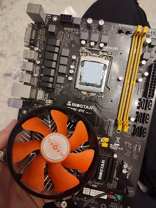 Продаю Core i7 7700 + плата+блок питания