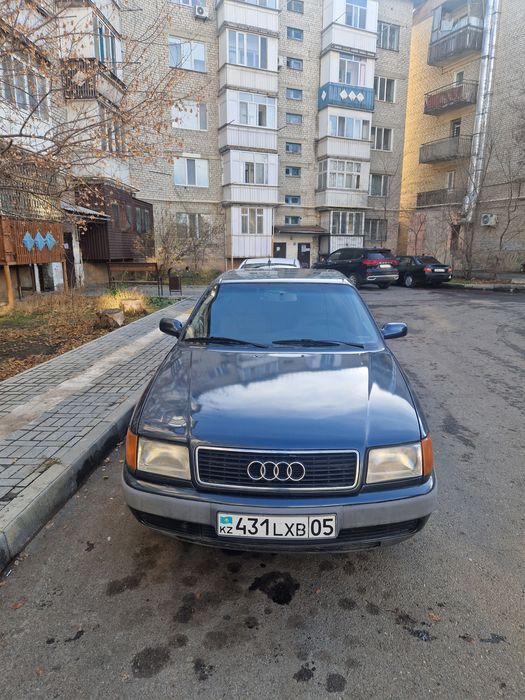 Продам ауди с4  2.3 об инжектор