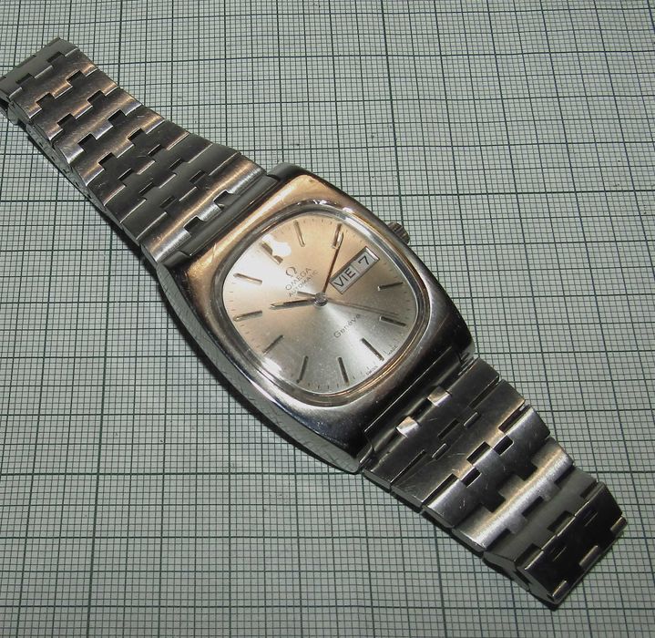 Мъжки часовник Omega Geneve, самонавиващ автомат