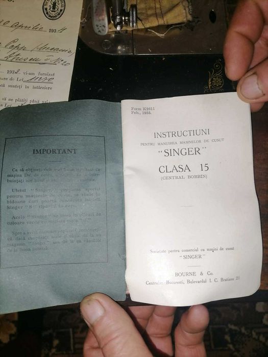 Mașina de cusut Singer veche