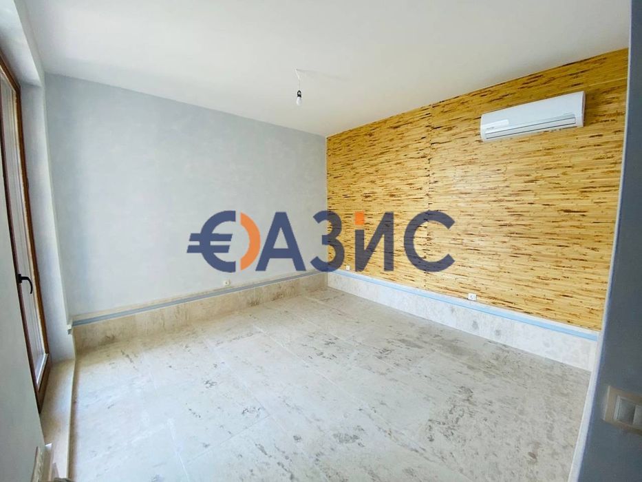 Продава се Къща в Свети Влас - 301 кв.м за 1715 €/кв.м - Снимка #6
