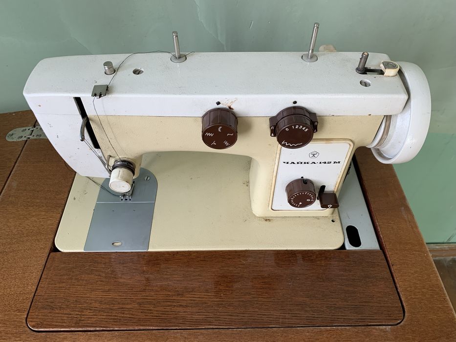Швейная машина б/у