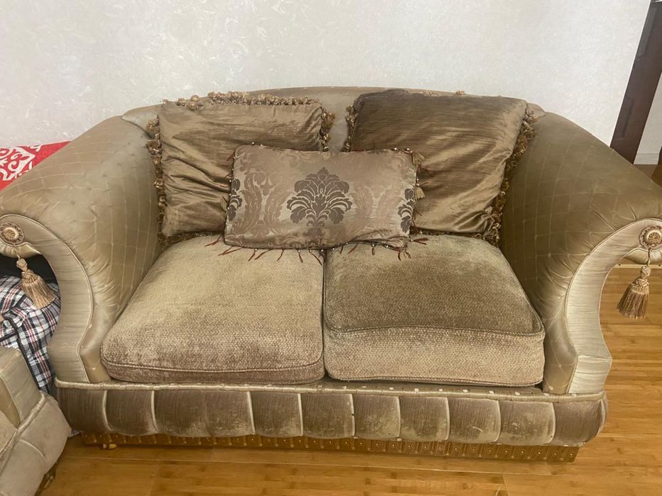 Диван для гостиной