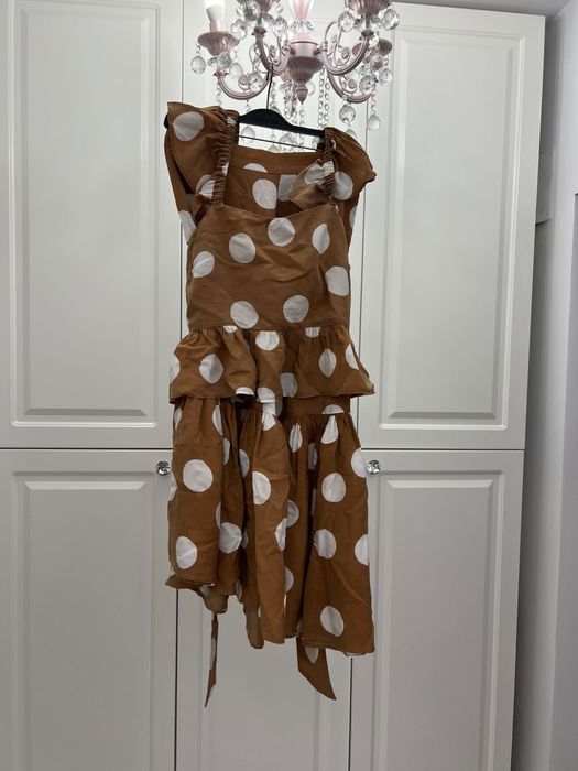 Vand costum cu buline