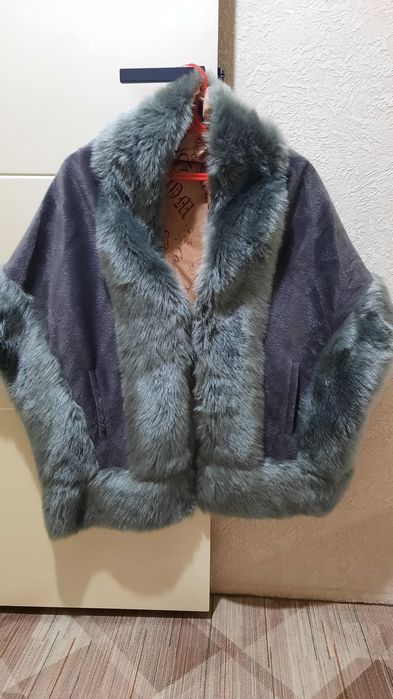 Продам демисезонную меховую накидку