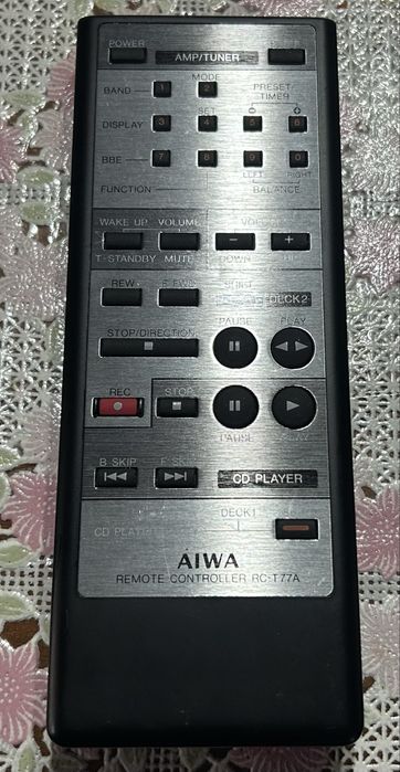 Linie audio Aiwa -impecabila