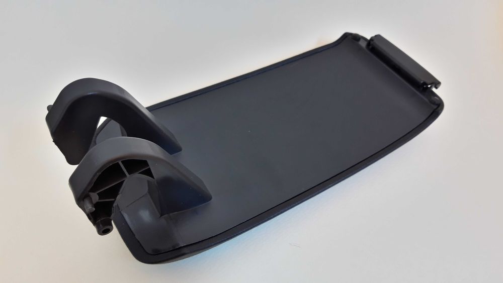 Капак подлакътник за Audi A3 8P от 2003г. до 2012г.